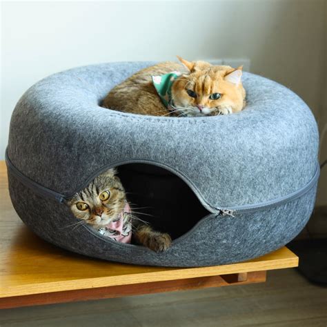 Peekaboo cat cave - Nov 16, 2022 · Cat Tunnel Bed - Peekaboo Cat Cave - Indoor Cat Donut Tunnel - Detachable Round Felt & Washable Interior Cat Hideout (20 Inch) 4.3 out of 5 stars 35 1 offer from $35.95 